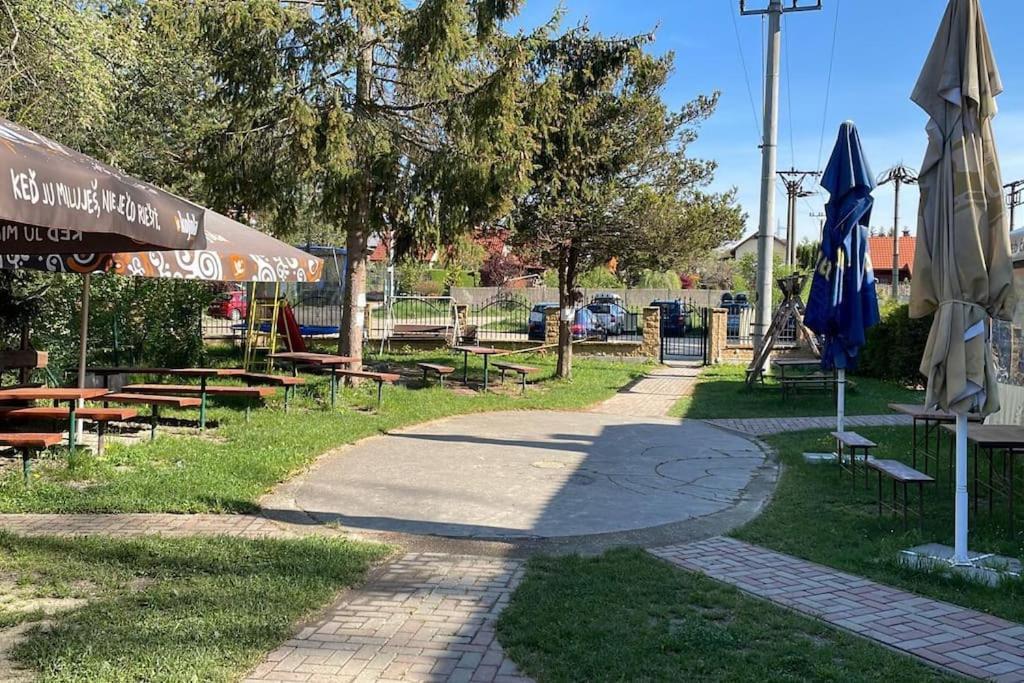 מרטין Apartman Katarina V Penzione Pod Smrekom מראה חיצוני תמונה